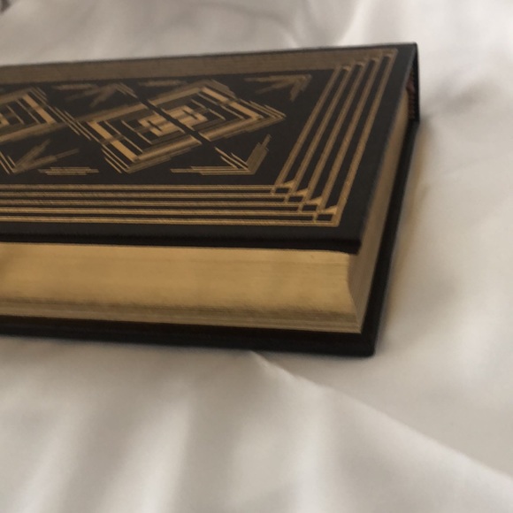 MINT CONDITION SIGNED FIRST EDITION FRANKLIN LIBRARY BOOK - Picture 7 of 10